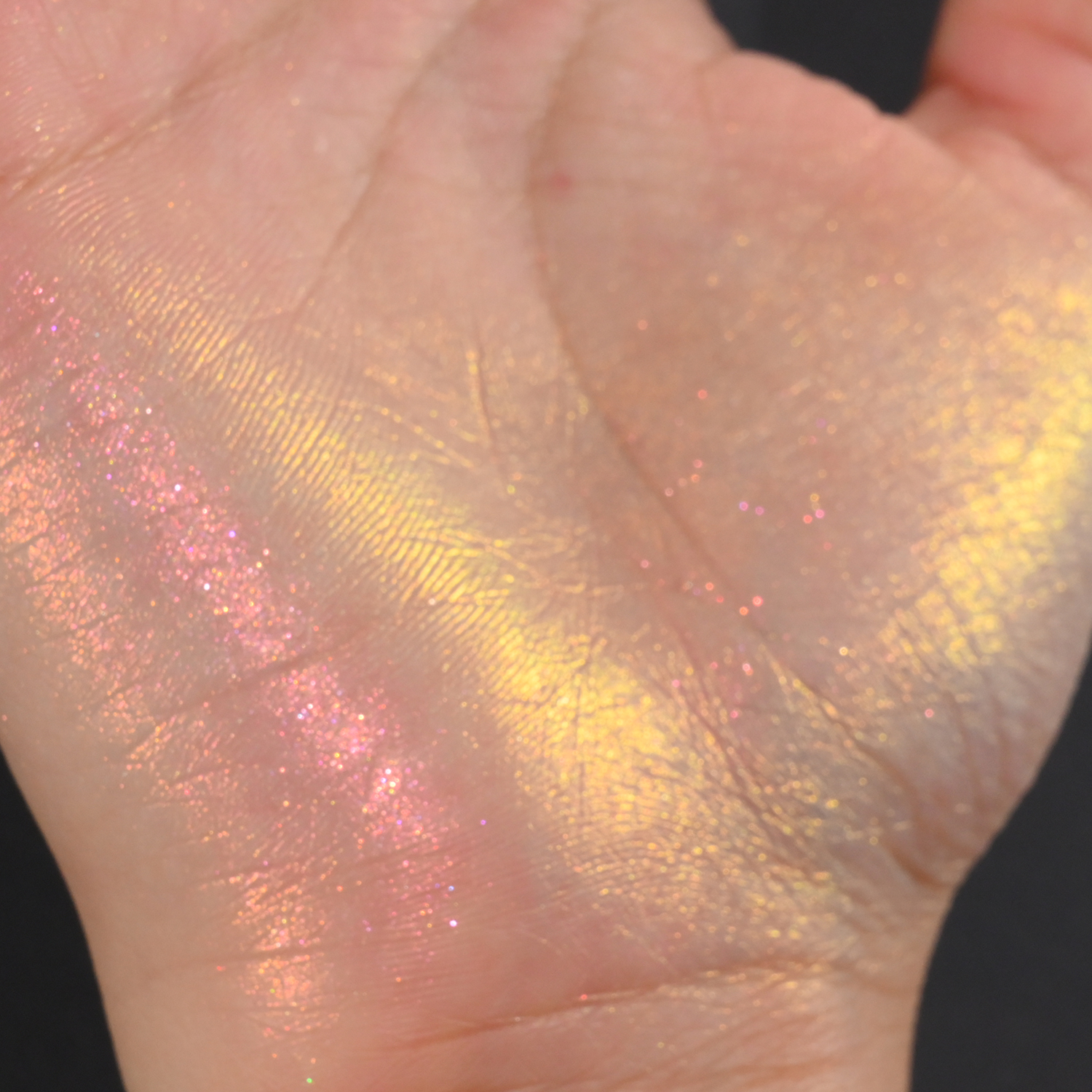 Stained Glass | Pigmented Multichrome Eyeshadow