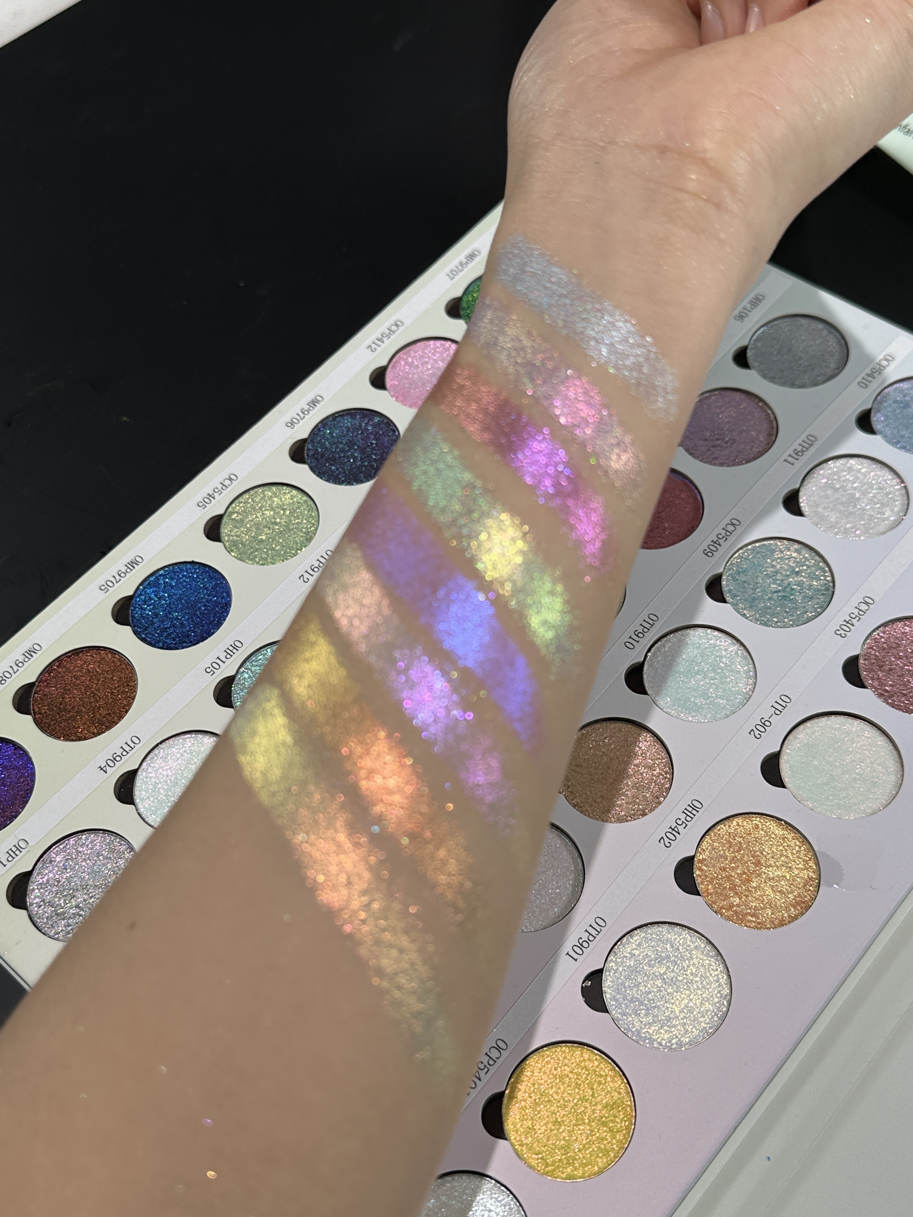 40 Colors Chameleon Eyeshadow Palette
