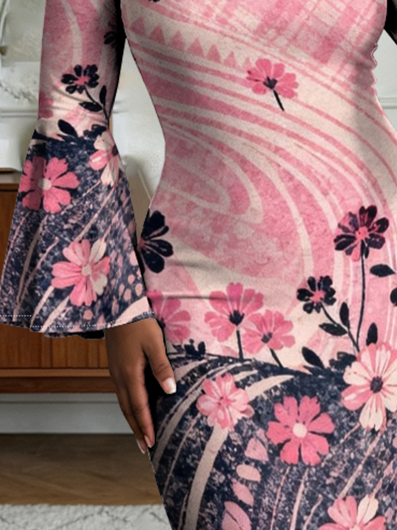 Pink Navy Floral Flare Sleeve Bodycon Midi Dress RQP531