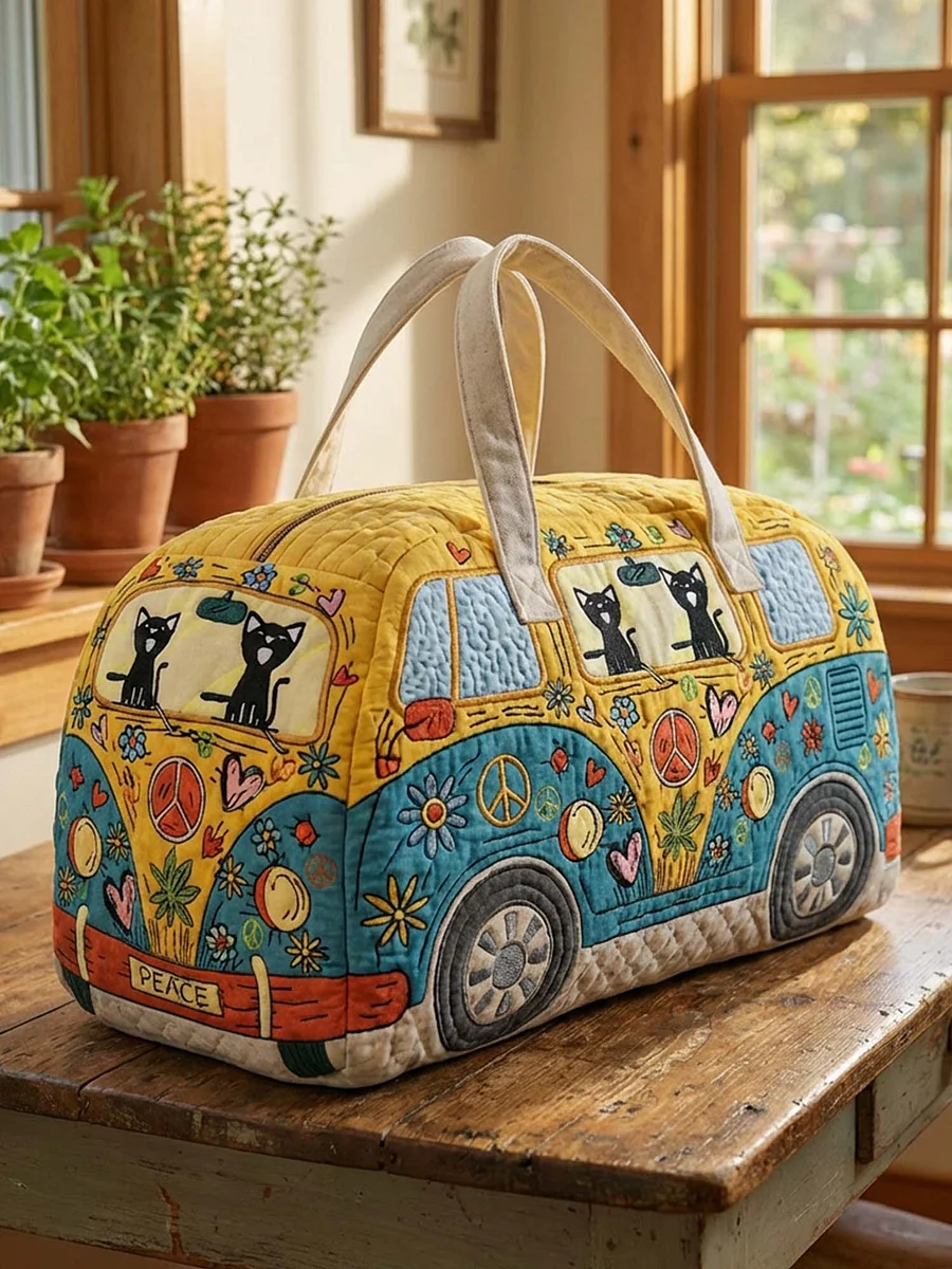 Hippie Cat Quilted Duffle Bag DR95317