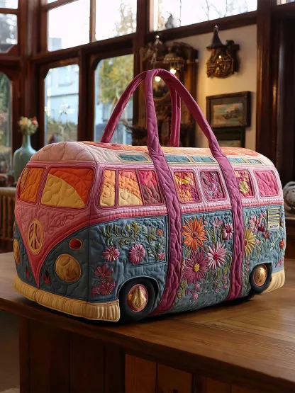 Retro Breeze Quilted Duffle Bag