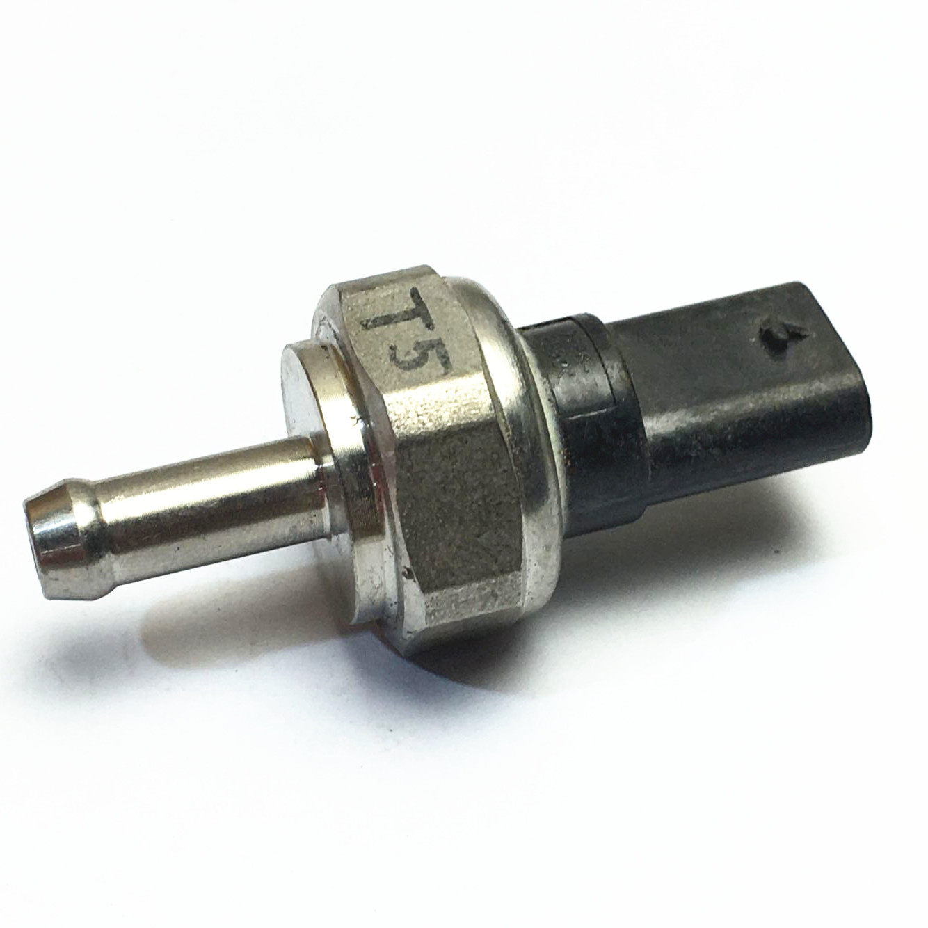 8507634 13628507634 V20-72-0157 Oil Pressure Sensor