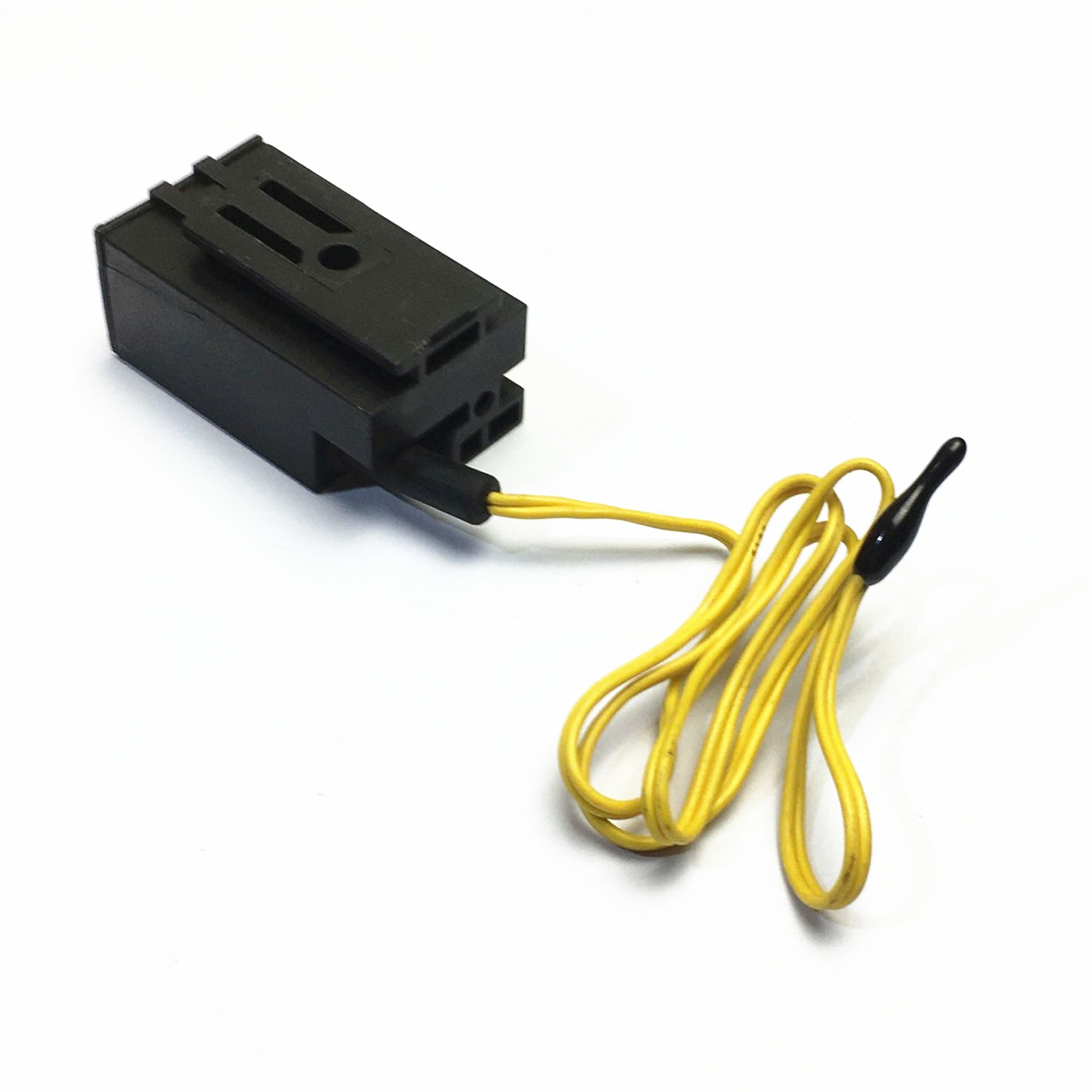 MR218462 CSA531C002 Outdoor Temperature Sensor