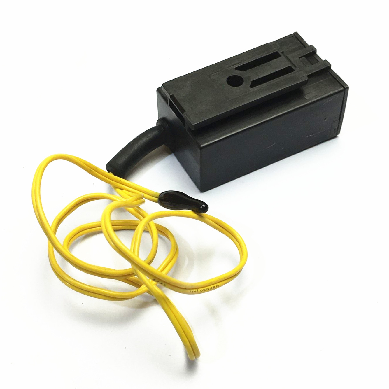 MR460383 CSA531C004A Outdoor Temperature Sensor