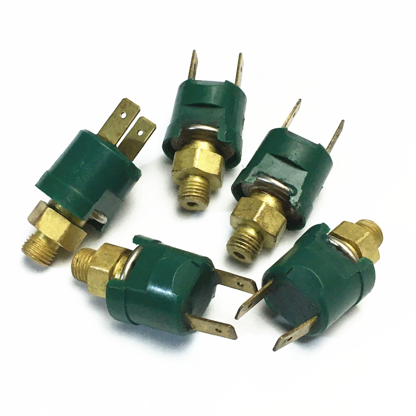 20PS05-0026 012-V10 087R13 942A939000059  A/C Pressure Sensor