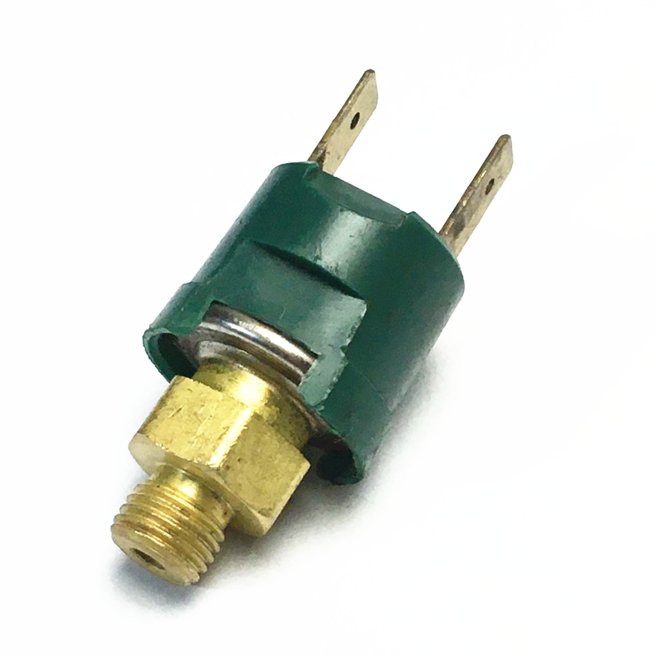 20PS05-0026 012-V10 087R13 942A939000059  A/C Pressure Sensor