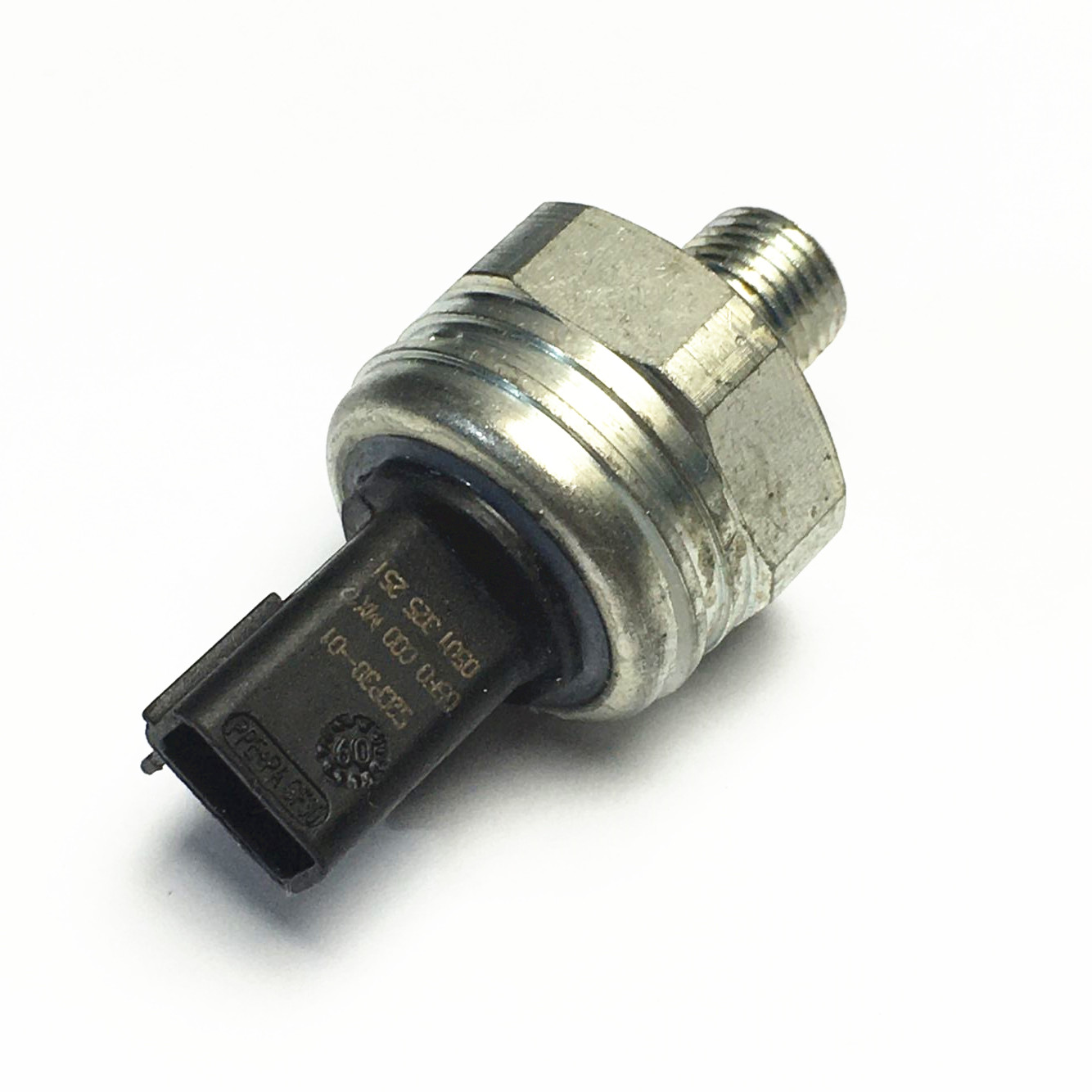 52CP38-01 0501325251 04752899AA Pressure Switch Sensor
