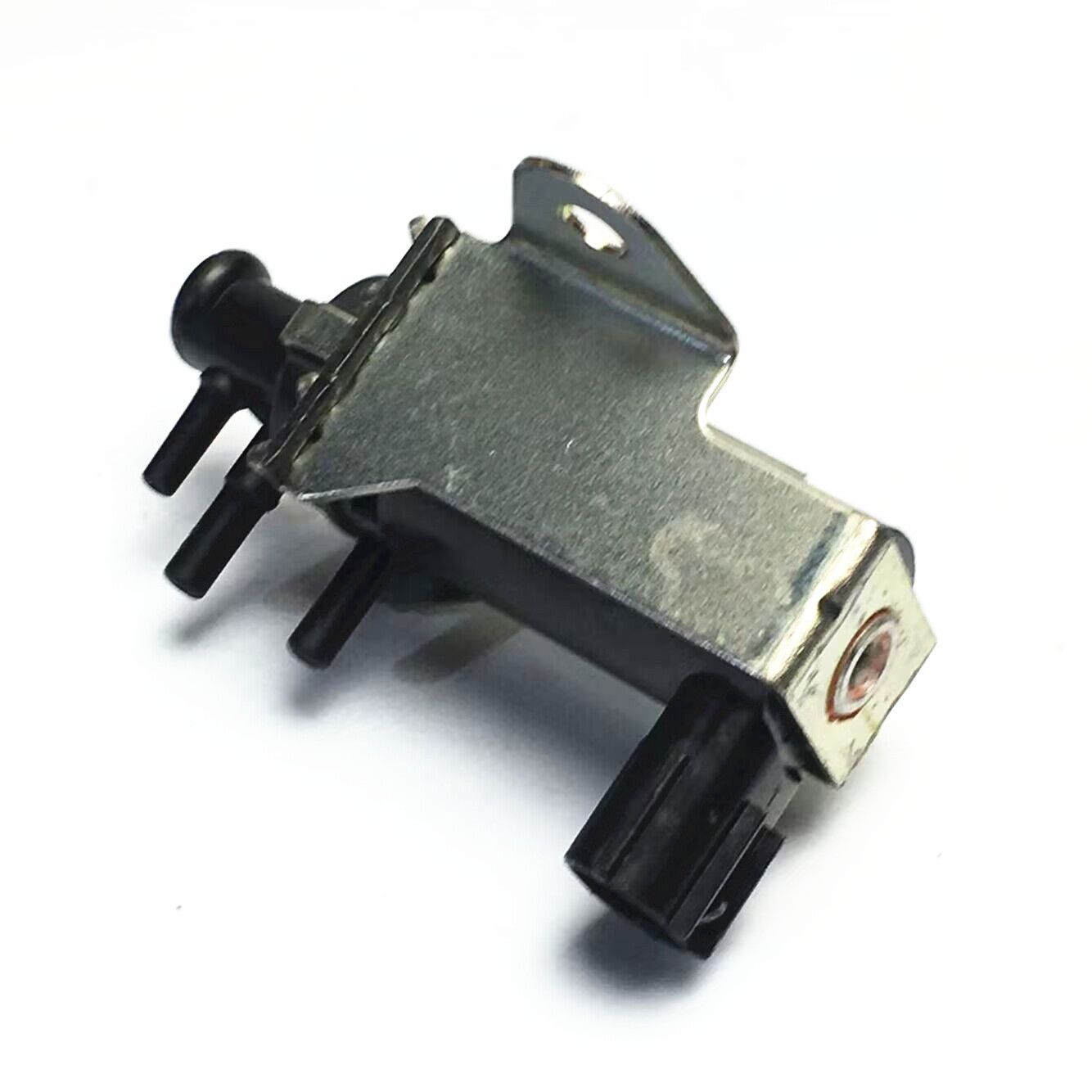 ME241203 139700-0570 Solenoid Valve Sensor for Toyota Mitsubishi