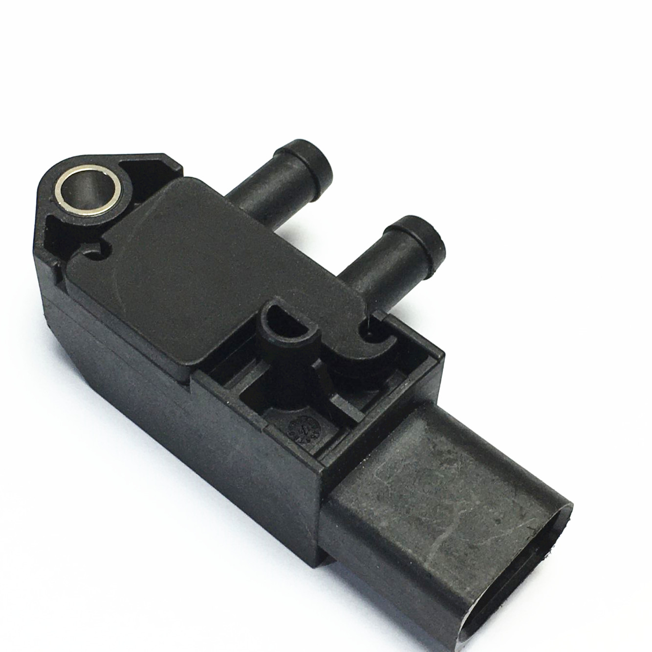 03L906051D 81MPP05-02 Oil Pressure Sensor 