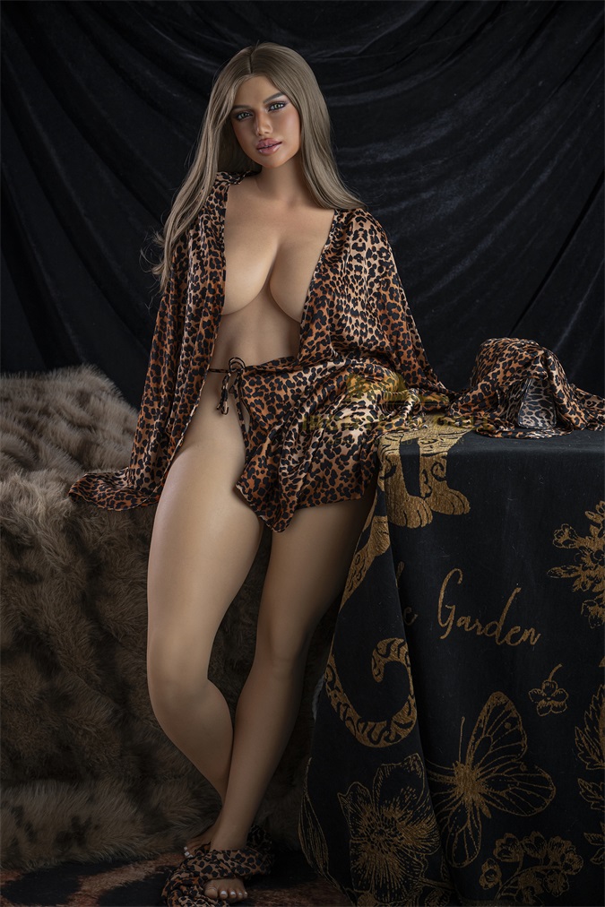 Irontech | Celine -5ft 4/164cm Tanned Silicone Sex Doll, ROS MAX Head S13