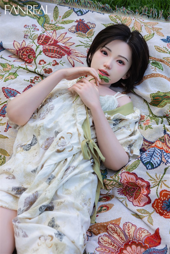 FanReal | Molly - 5ft /153cm B-Cup Silicone Sex Doll