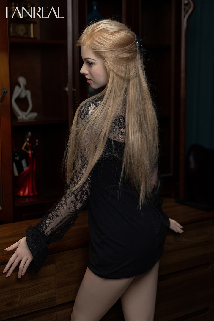 FanReal | Vanessa –168cm/5ft 6 F-Cup Silicone Sex Doll