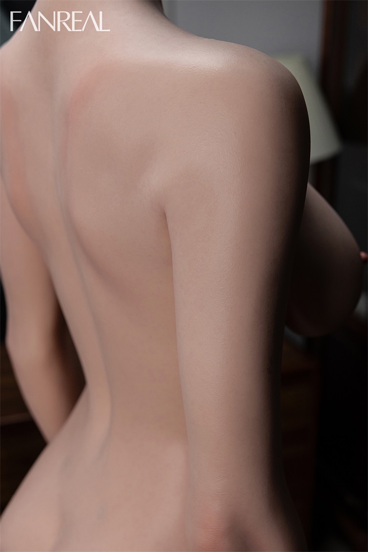 FanReal | Vanessa –168cm/5ft 6 F-Cup Silicone Sex Doll