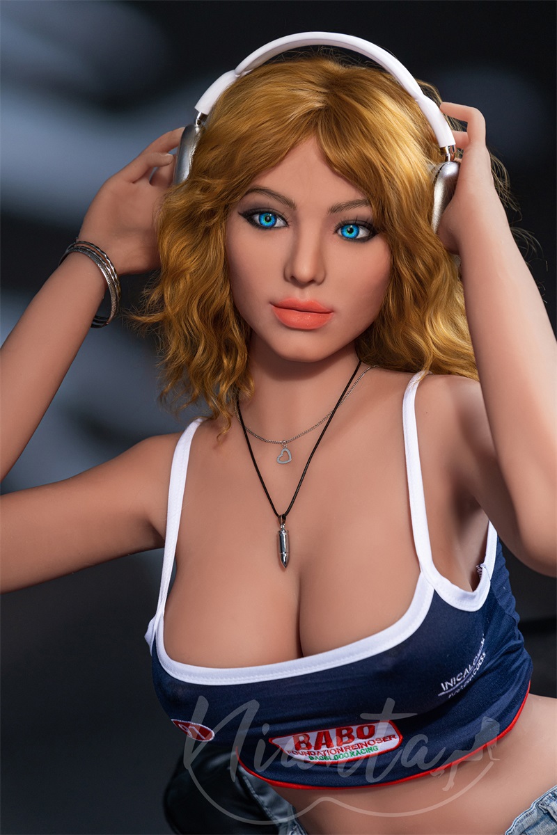 Nianta | Luna Vyx - 5ft 5/165cm Big Breasts SLE Sex Doll, Head #S30 (In Stock US)