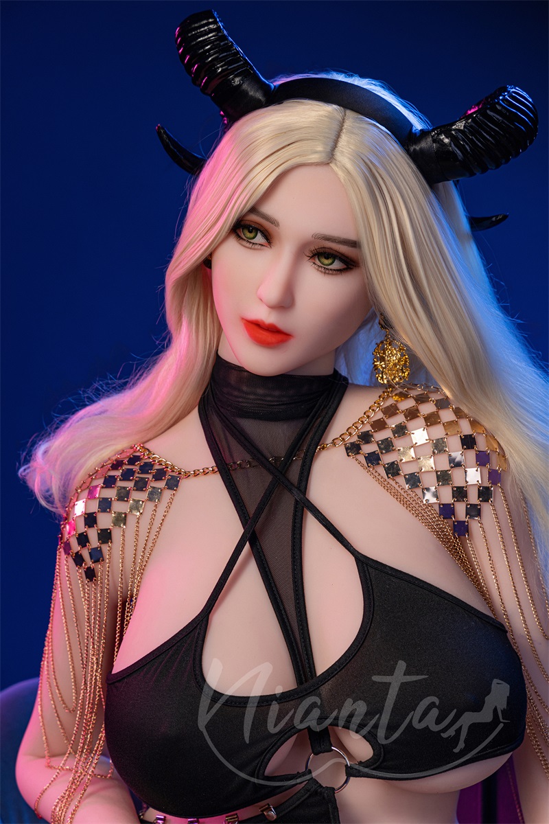 Nianta | Monica - 5ft 6/168cm Busty SLE Sex Doll, Head #S31 (In Stock US)