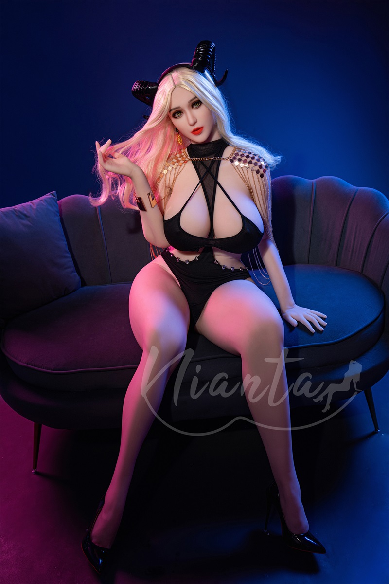 Nianta | Monica - 5ft 6/168cm Busty SLE Sex Doll, Head #S31 (In Stock US)