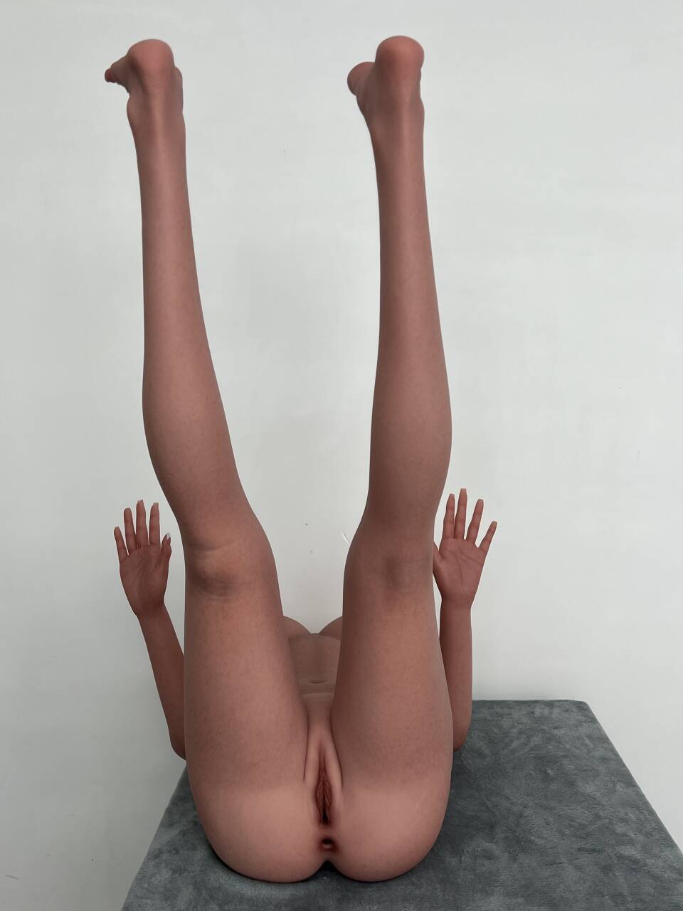 AIBEI | Slightly Flawed 167cm/5ft6 E-Cup Sucking Vagina Silicone Bodies - 40% OFF Light Tan Skin