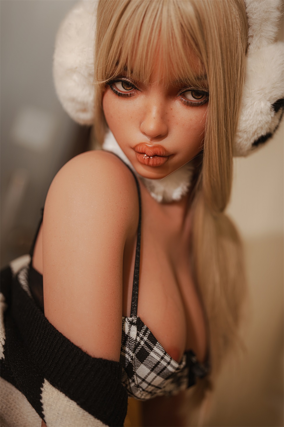 Gayle - 4ft 12/152cm C-Cup Silicone Head Sex Doll
