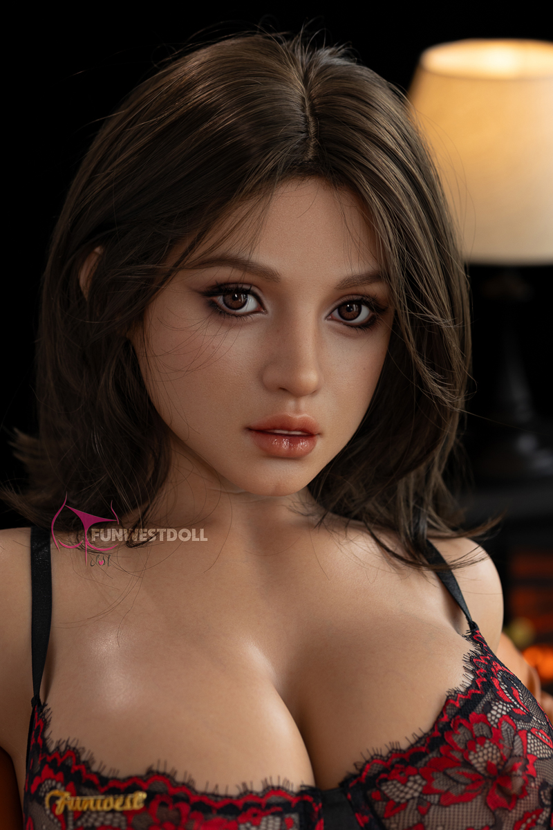 Funwest Doll | Lyra -3ft 4/103cm G-Cup Gel Breasts Silicone Torso for Men