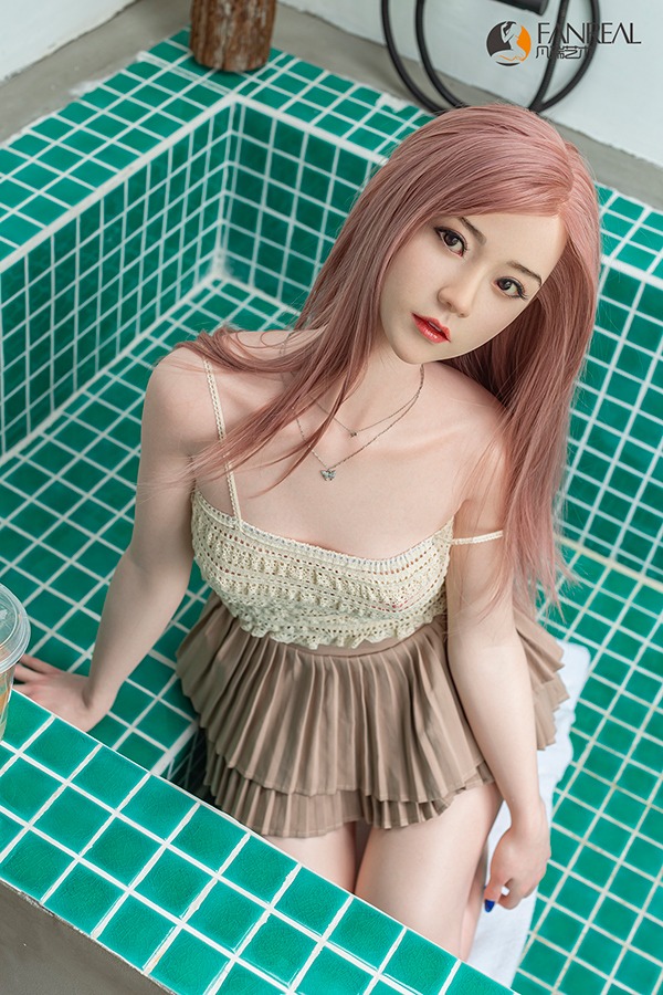 FanReal丨Qian – 158cm/5ft2 C-cup Small Breasts Silicone Sex Doll