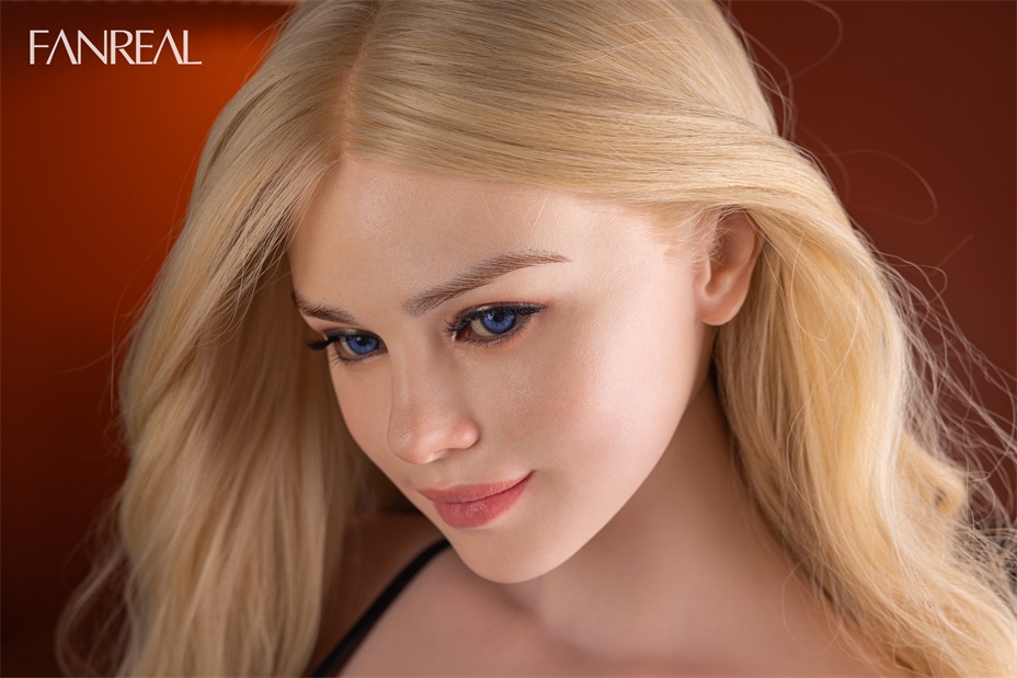 FanReal | Maria -3ft 5/108cm F-Cup Real Skin ROS Head Silicone Torso for Men