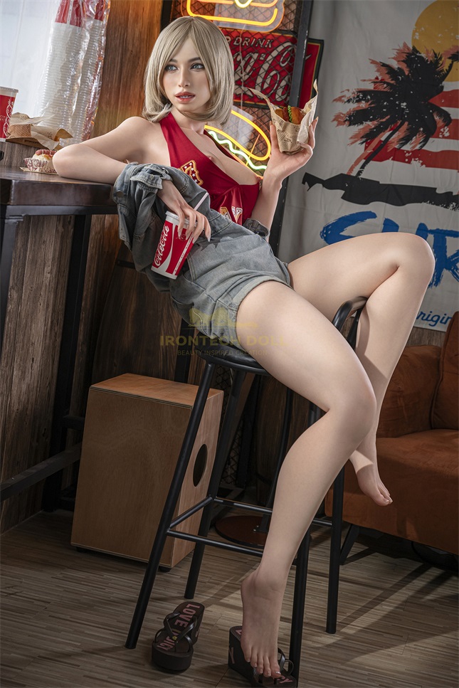 Irontech | Zara -5ft 5/166cm(2.0) Silicone Sex Doll, ROS MAX Head S22