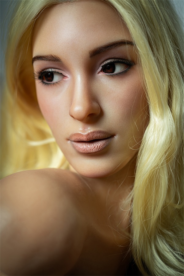 Starpery | 2ft 9/85cm G-Cup Real Skin Texture Silicone Torso - Adele