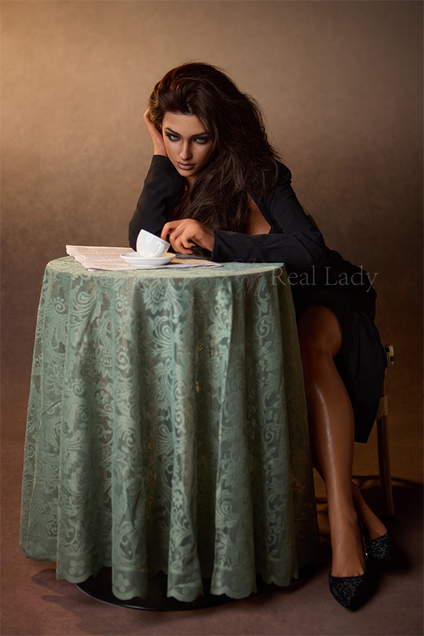 RealLady | Lena - 4ft 11/150cm Head R8 Silicone Sex Doll