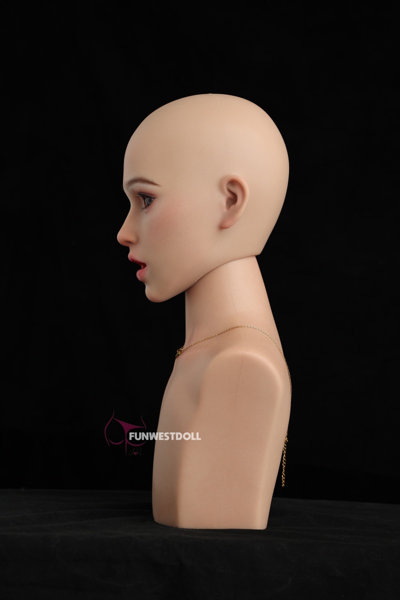 Funwest Doll | Silicone Head Stand