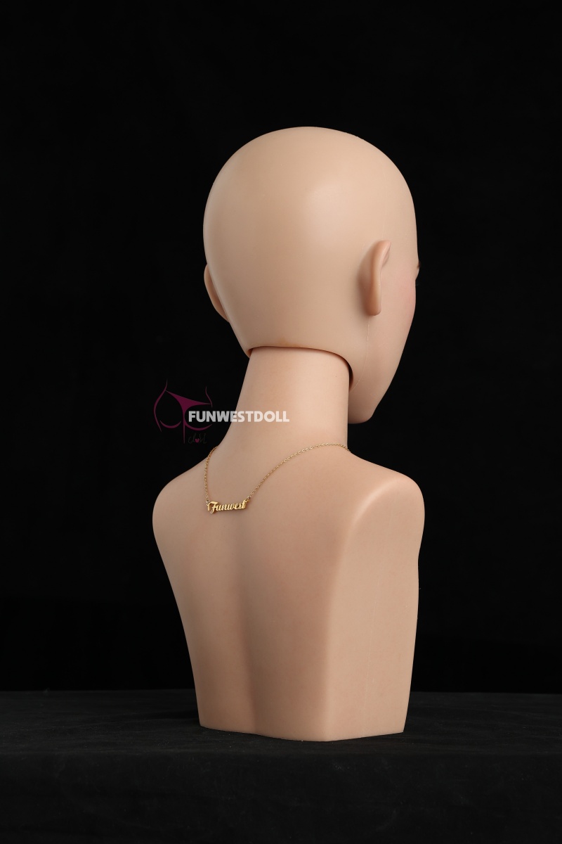 Funwest Doll | Silicone Head Stand
