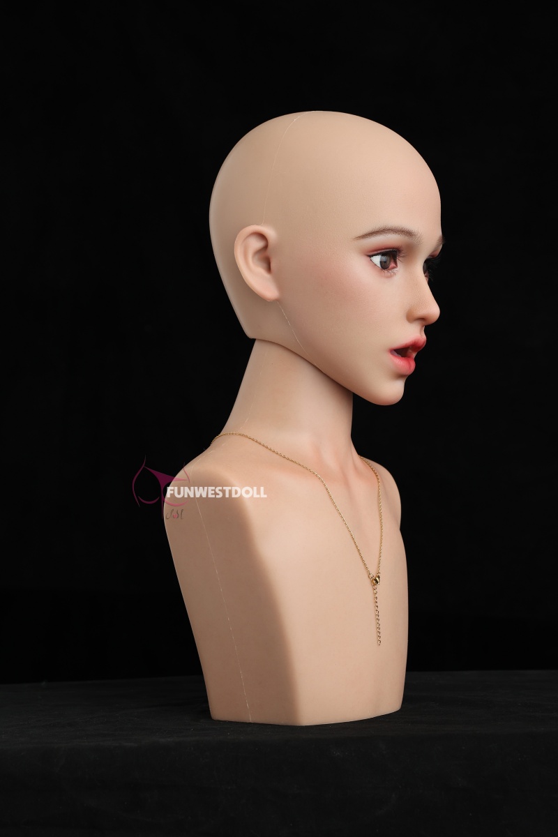 Funwest Doll | Silicone Head Stand