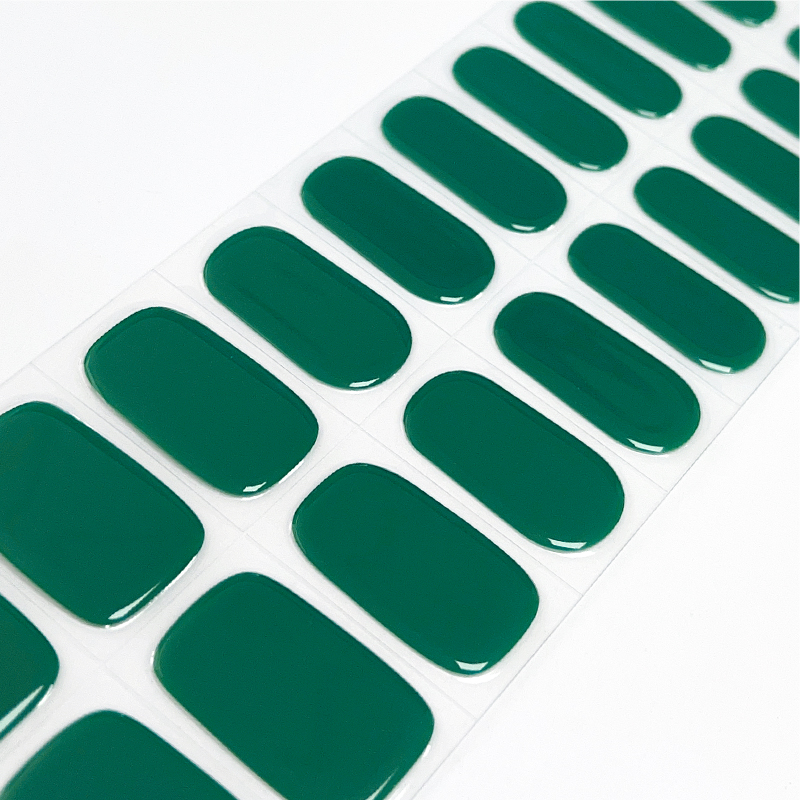 BERYOUR CHRISTMAS GREEN - SEMICURED UV GEL NAIL STICKERS KIT NG200239 (BUY ANY 2 NAIL KITS GET FREE UV LAMP) - NG200239