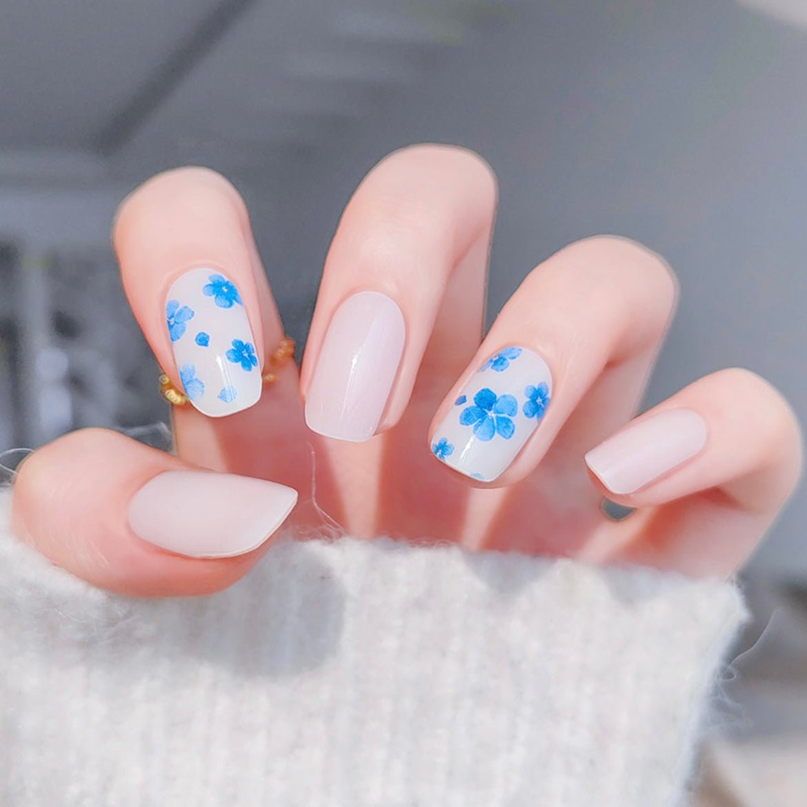 BERYOUR PORCELAIN FLORALS - SEMICURED UV GEL NAIL STICKERS KIT NG200190 (BUY ANY 2 NAIL KITS GET FREE UV LAMP) - NG200190