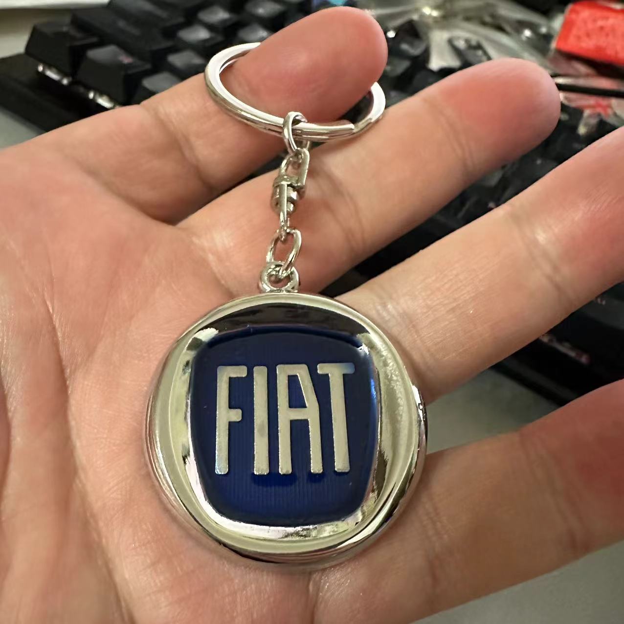 Metal FIAT Car Logo Keyring Keychain Netby