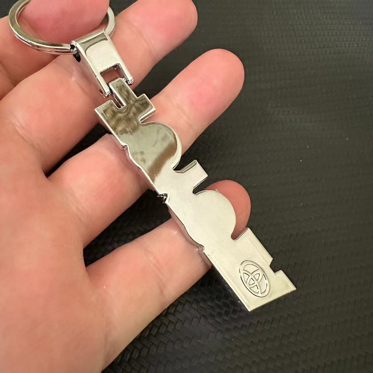 Metal Toyota Car Logo Keyring Keychain Keyfob Netby