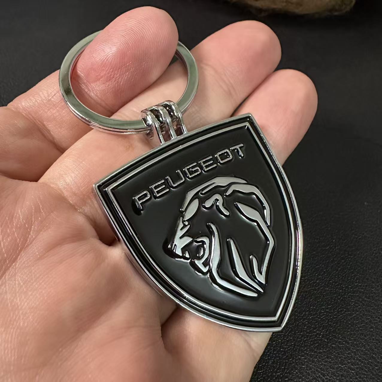 Metal Shield Style Car Logo Keychain Logo Keyring Keyfob for New Peugeot 206 207 308 307 401 408 508 2008 3008 4008 5008 Netby