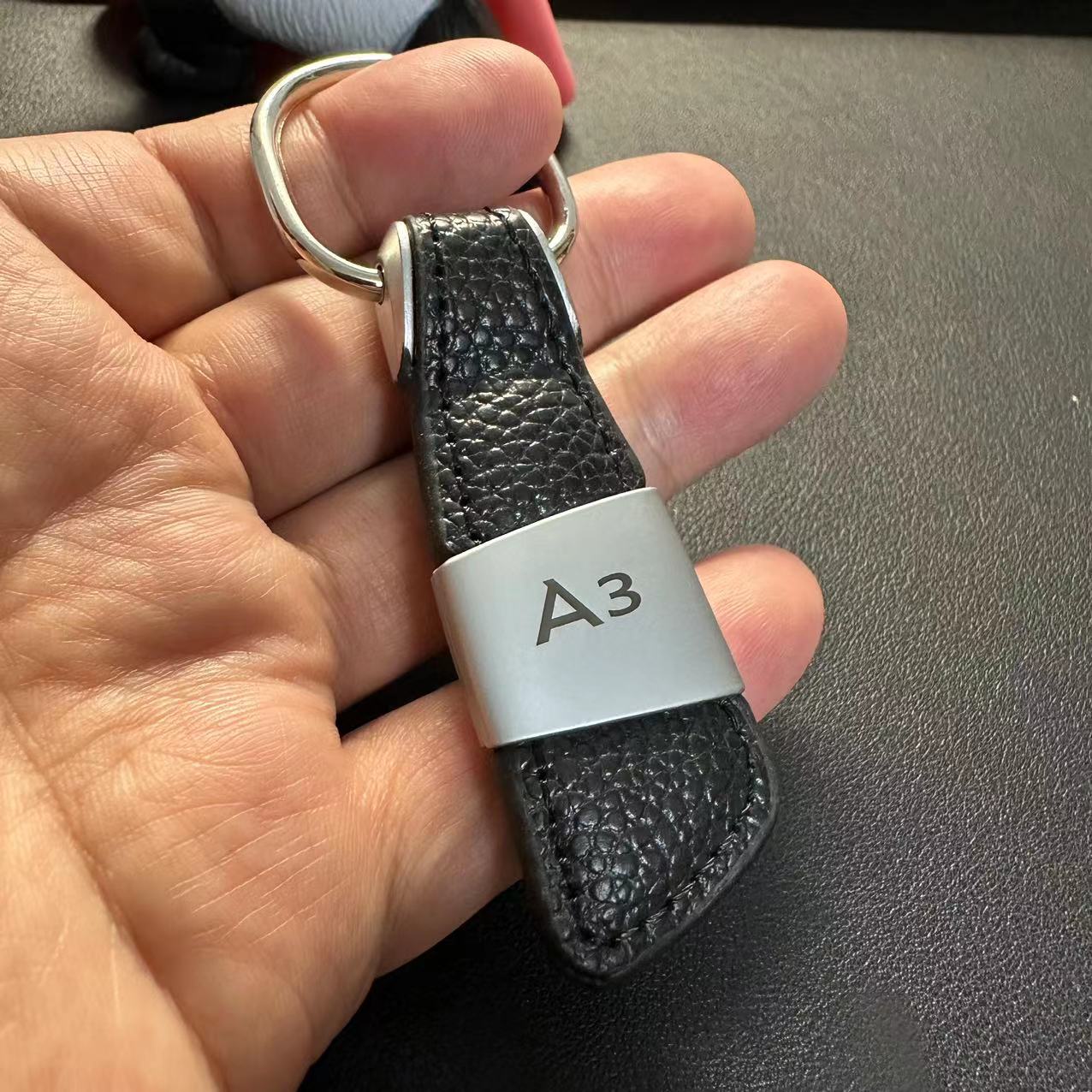 Leather Knife Blade Shape Car Logo Keychain Keyring Keyfob for Audi A3 A4 A5 A6 A7 A8 Q3 Q5 Q7 TT S3 S4 S5 S6 R8 Netby
