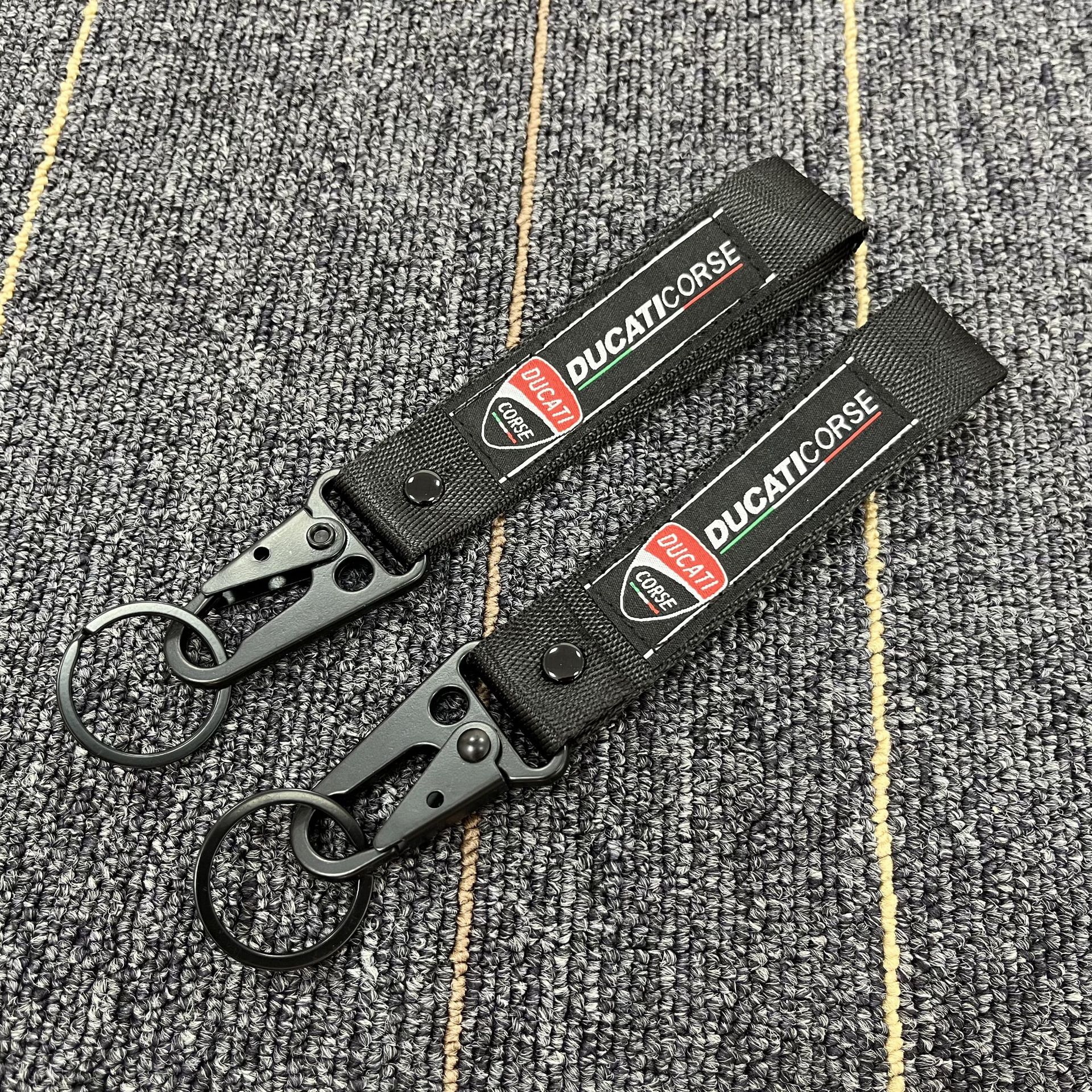 Motorbike Keyring Keychain Keyfob for TRIUMPH BENELLI KAWASAKI DUCATI SUZUKI YAMAHA HONDA KTM APRILIA HARLEY BMW KYMCO 