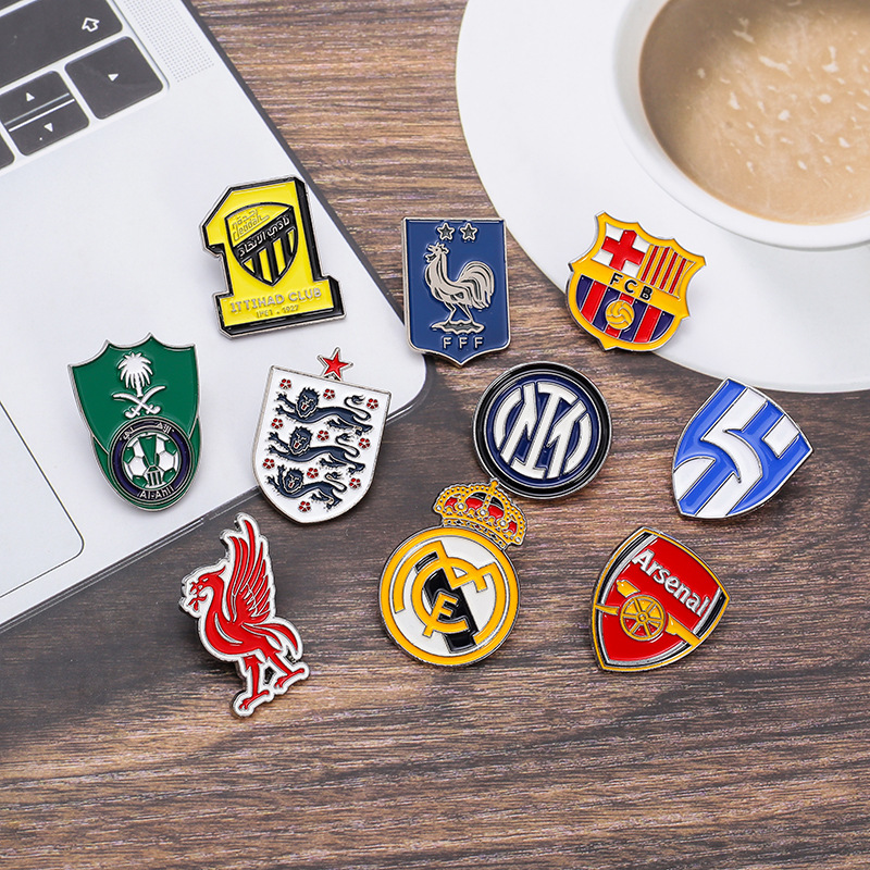 Real Madrid Chelsea Manchester City Al Nassr Football Team Brooch Collar Pin Netby