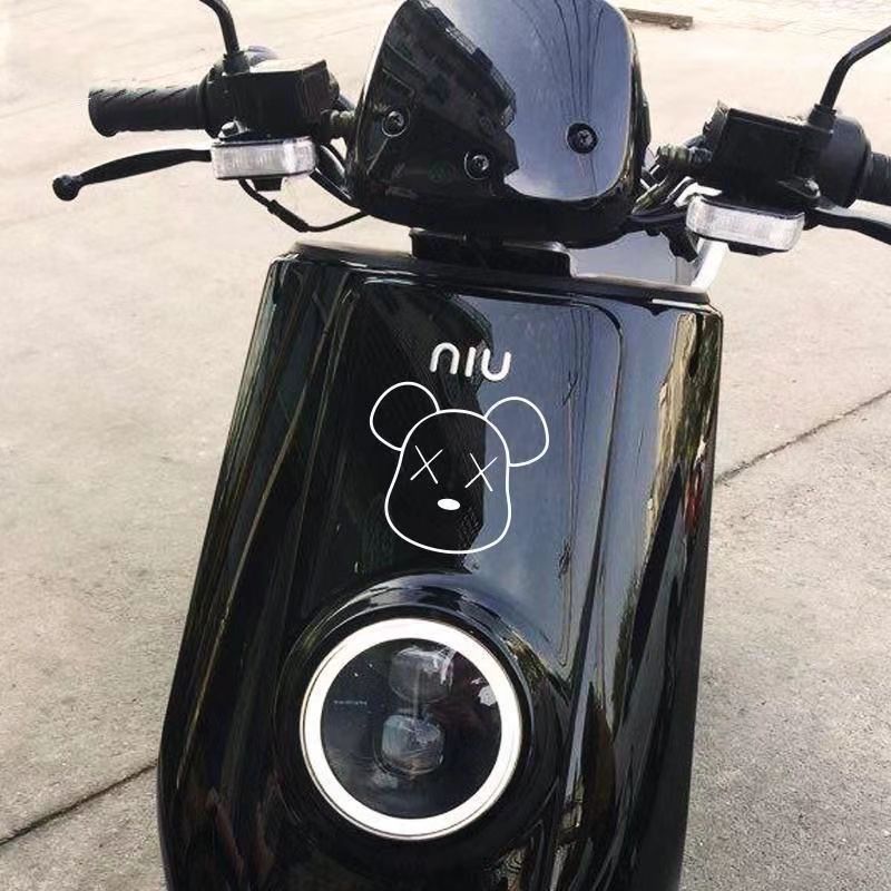 Reflective Violent Bear Car Sticker Netby