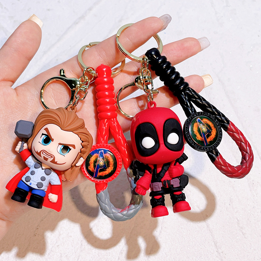 Movie Marvel Avengers Keychain Keyring Netby Captain America Thor Ironman Spiderman Deadpool Batman