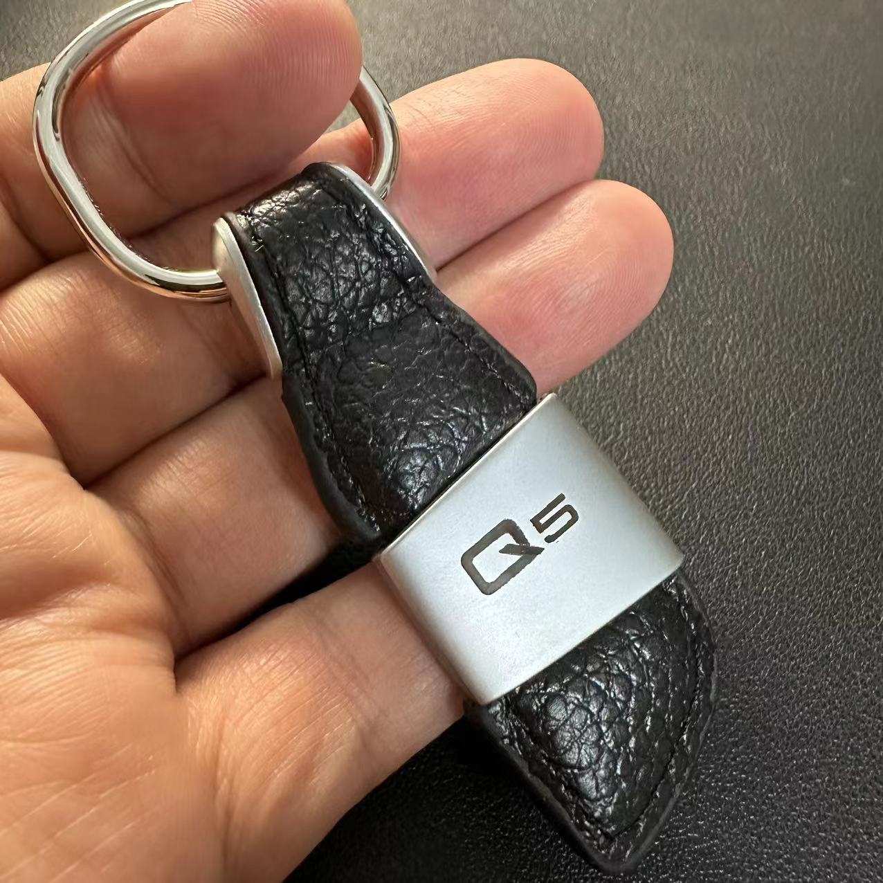 Leather Knife Blade Shape Car Logo Keychain Keyring Keyfob for Audi A3 A4 A5 A6 A7 A8 Q3 Q5 Q7 TT S3 S4 S5 S6 R8 Netby