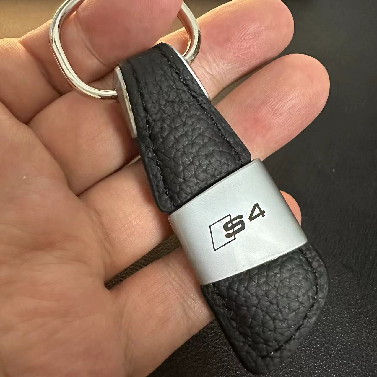 Leather Knife Blade Shape Car Logo Keychain Keyring Keyfob for Audi A3 A4 A5 A6 A7 A8 Q3 Q5 Q7 TT S3 S4 S5 S6 R8 Netby