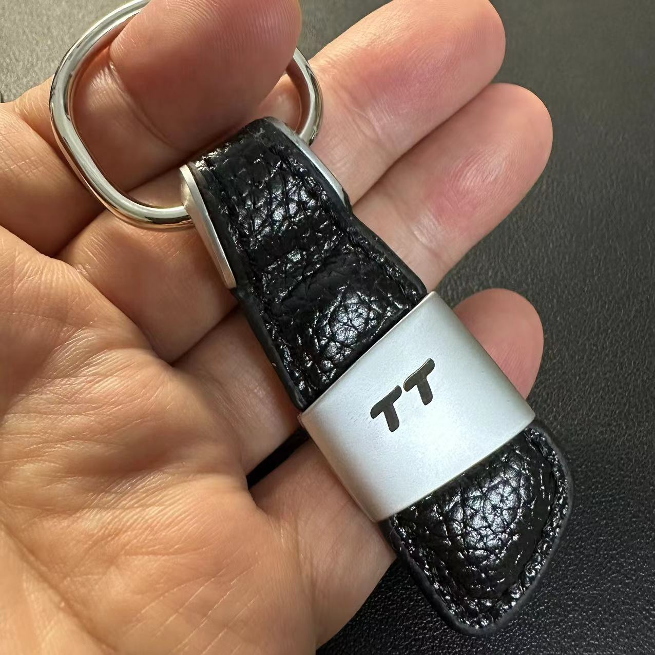 Leather Knife Blade Shape Car Logo Keychain Keyring Keyfob for Audi A3 A4 A5 A6 A7 A8 Q3 Q5 Q7 TT S3 S4 S5 S6 R8 Netby