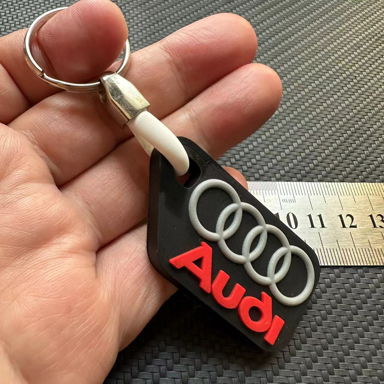 Rubber Car Logo Keychain Keyring for Audi Benz BMW Chevrolet Honda Landrover VW Toyota Netby