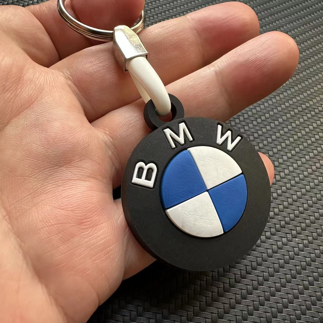 Rubber Car Logo Keychain Keyring for Audi Benz BMW Chevrolet Honda Landrover VW Toyota Netby