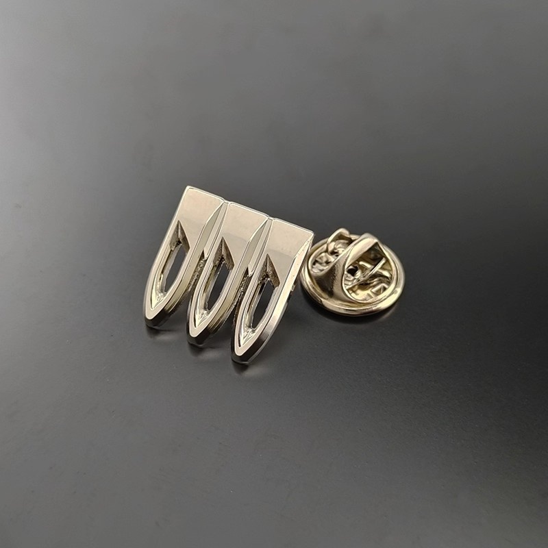 Metal Collar Pin Brooch with Audi BMW VW TOYOTA BENTLEY Porsche Car Logo Netby