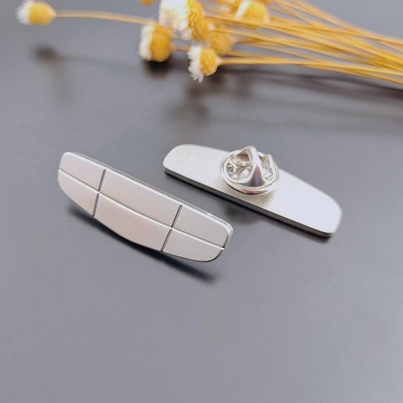 Metal Collar Pin Brooch with Audi BMW VW TOYOTA BENTLEY Porsche Car Logo Netby