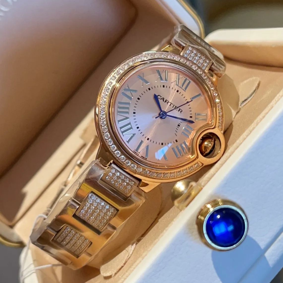 Cartier Wrist Quartz Diamond Circle Watch Fisheye Glass Golden Color Stainless Steel Watch Band Full Diamond Netby