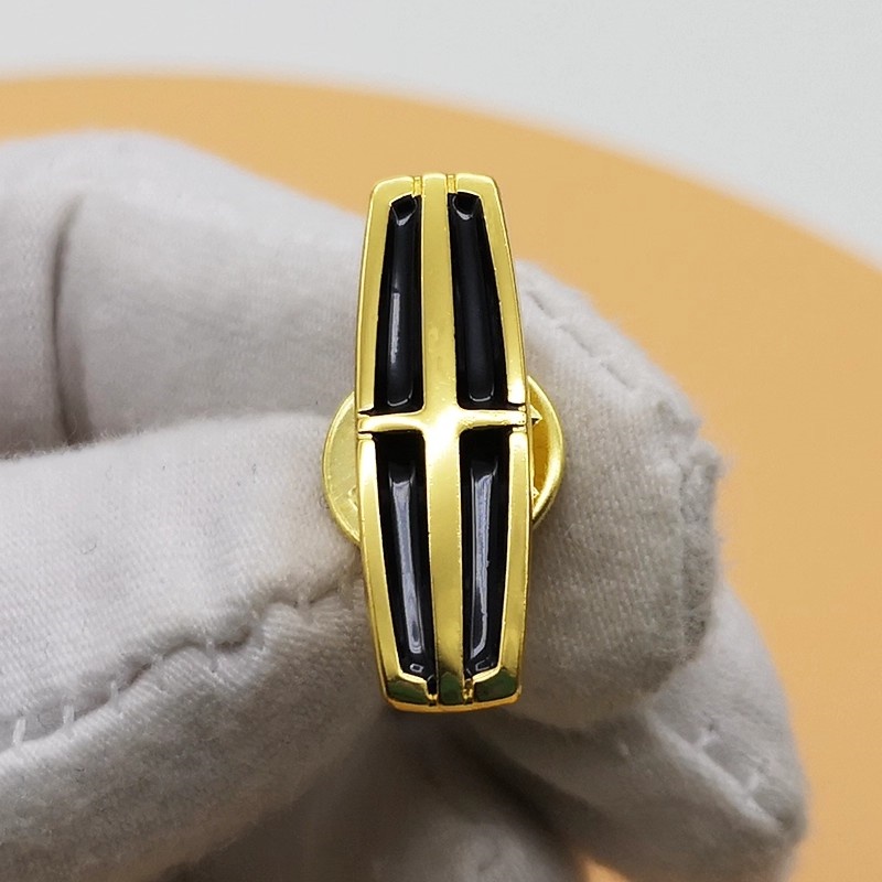 Metal Collar Pin Brooch with Audi BMW VW TOYOTA BENTLEY Porsche Car Logo Netby